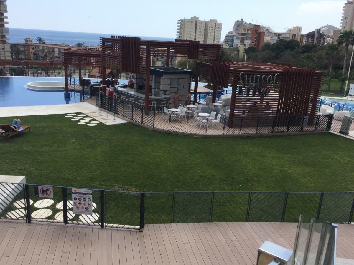 Sunset Drive Apartment Бенидорм Екстериор снимка