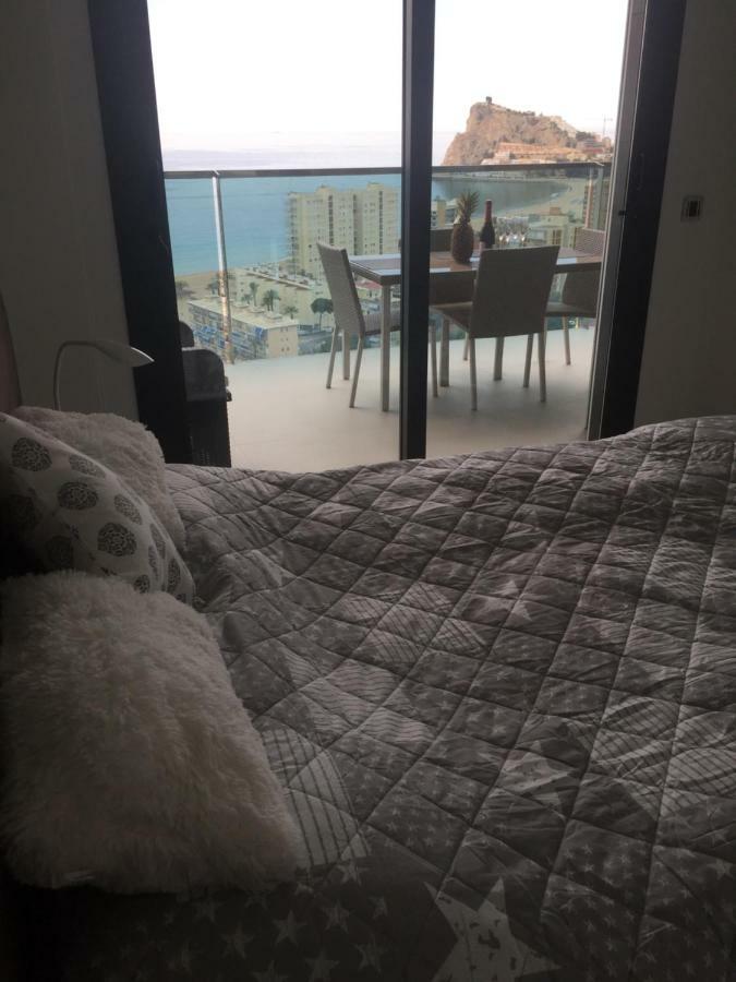 Sunset Drive Apartment Бенидорм Екстериор снимка