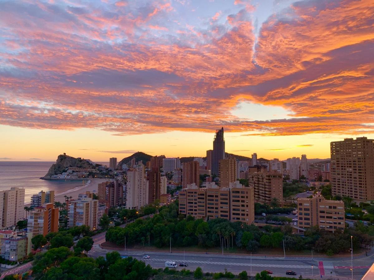 Sunset Drive Apartment Бенидорм Екстериор снимка